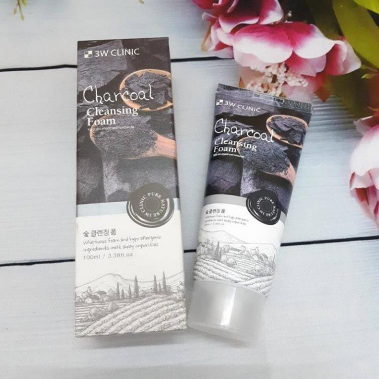 Sữa rửa mặt sạch sâu, ngừa mụn từ than hoạt tính 3W CLINIC CHARCOAL CLEANSING FOAM