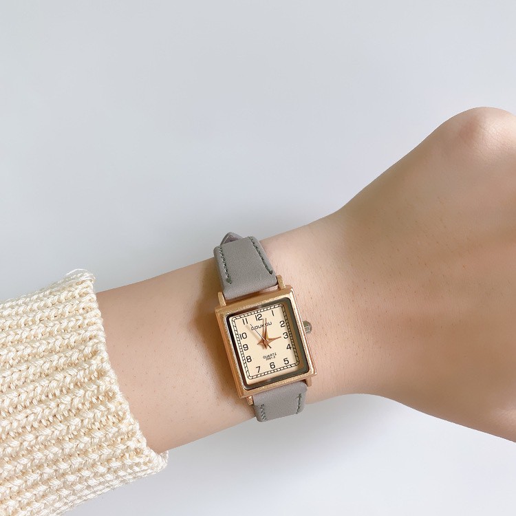Đồng hồ nữ mặt vuông ROMA dây da thời trang cao cấp vintage - Tiệm của Tô | BigBuy360 - bigbuy360.vn