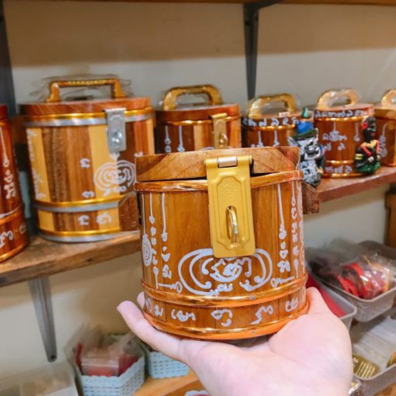 Thùng Gỗ Chiêu Tài