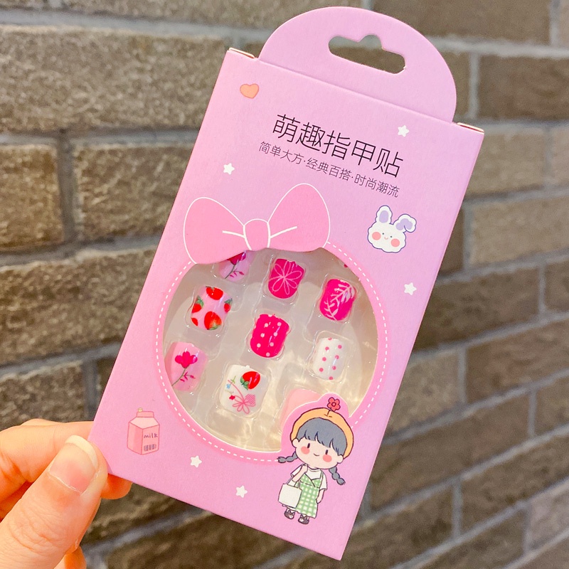 Miếng Dán Móng Tay Giả Màu Kẹo Ngọt Họa Tiết Hoạt Hình Dễ Tháo Rời Có Thể Tái Sử Dụng Cho Bé Gái