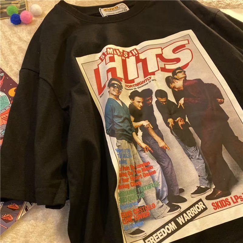 Áo Thun Ngắn Tay Cổ Tròn Dáng Rộng In Hình Phong Cách Retro Mỹ Giản Dị Dành Cho Nữ Và Nam