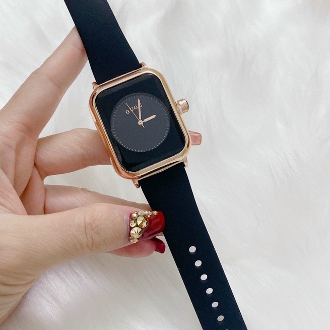 Đồng hồ nữ mặt vuông apple watch chính hãng GUOU dây cao su silicon chống nước viền vàng | BigBuy360 - bigbuy360.vn