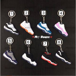 Móc Khoá Giày Xả Hàng Thanh Lí Đồ Dùng Học Sinh Mơ House