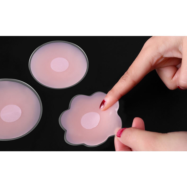 Miếng dán ngực silicon siêu mỏng hộp 5 cặp giá rẻ tiện lợi , dán ti dán nhũ hoa đẹp chuyên dùng mặc đồ gợi cảm xẻ sâu PK
