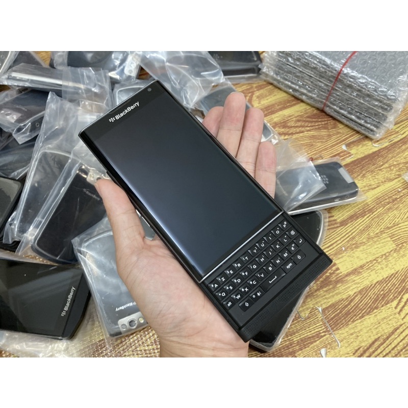 [Mã SKAMPUSHA9 giảm 8% đơn 250K] Điện thoại Blackberry Priv hình thức 96-98%