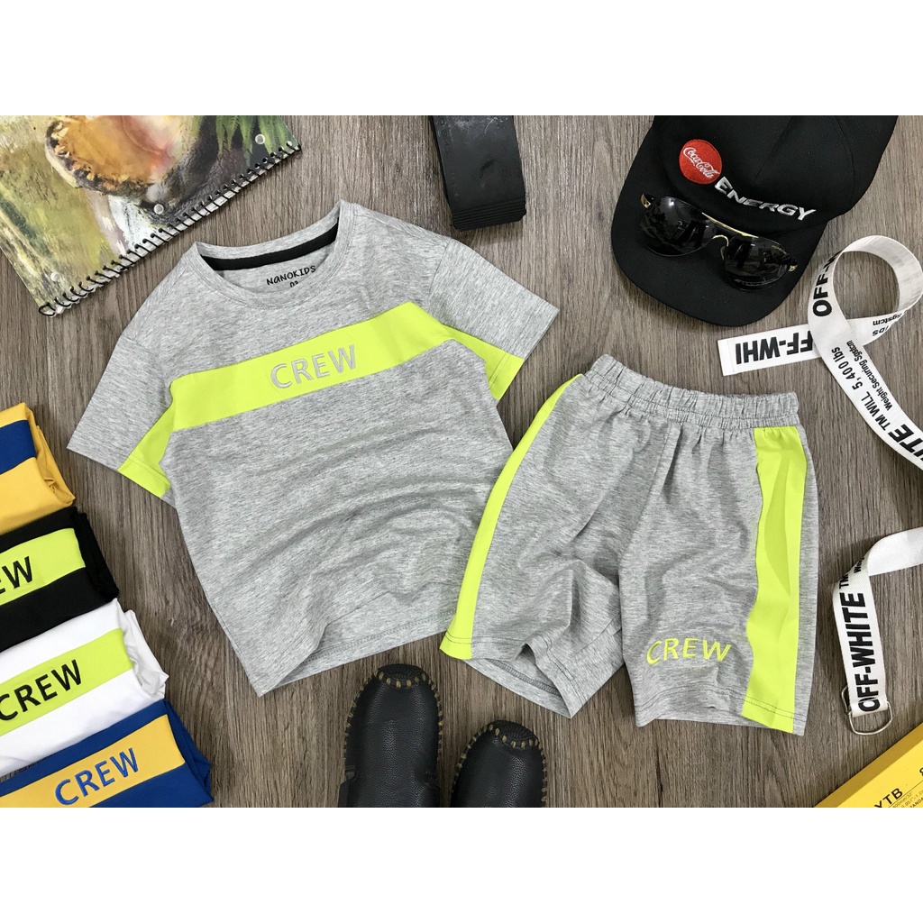 Set thun thể thao in chữ bé trai