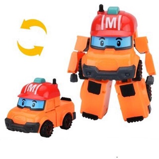 1 chú Robocar biến hình.