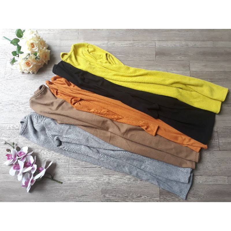 Váy body tay dài xỏ ngón cổ vuông | BigBuy360 - bigbuy360.vn