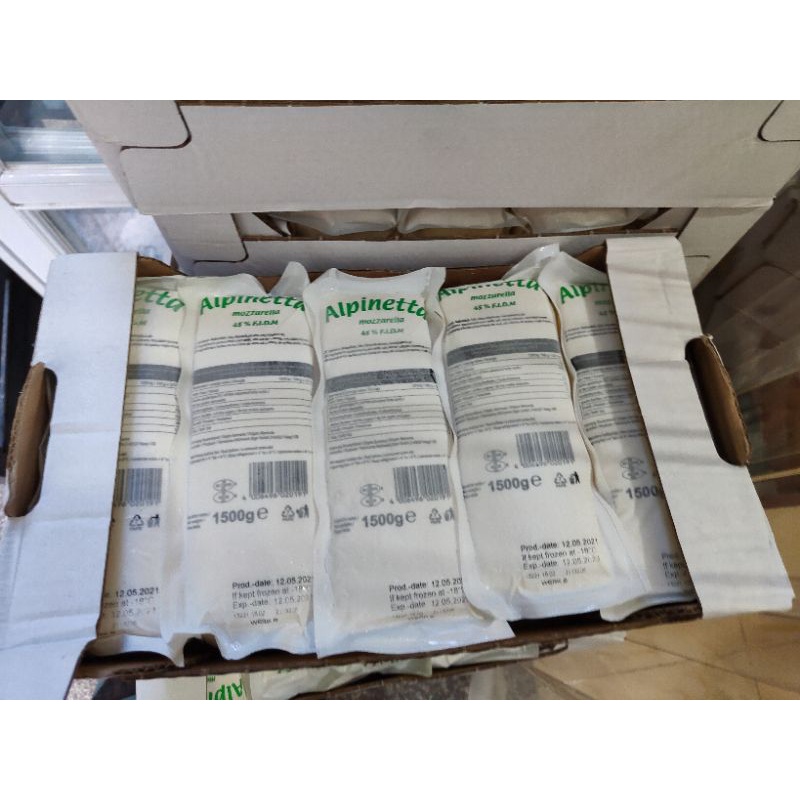 Phô mai mozzarella alpinetta đức khối 1,5 kg