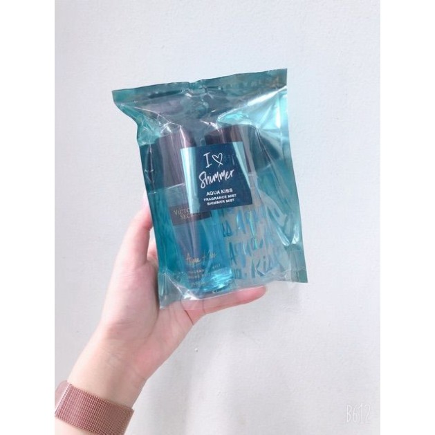 SÉT XỊT THƠM BODY MIST VICTORIA 2 CHAI TIỆN LỢI