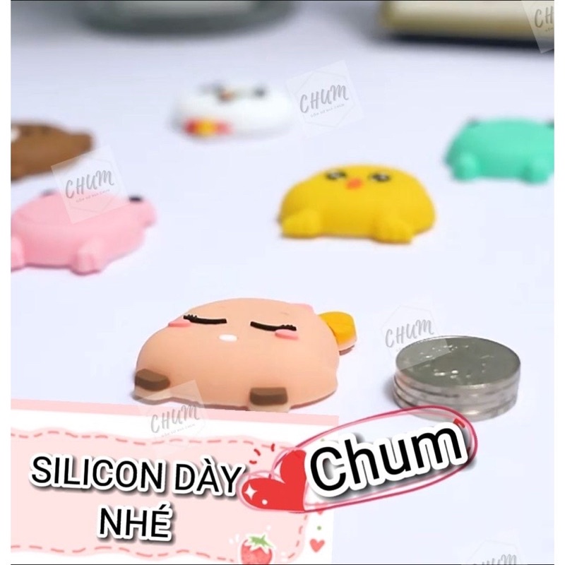 Mút dán xốp chống va đập hình thú (combo 5c)