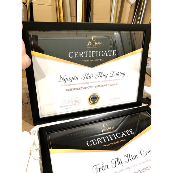 Khung bằng khen , khung hình A4 ,21x30.Treo tường ( mặt kính3li )