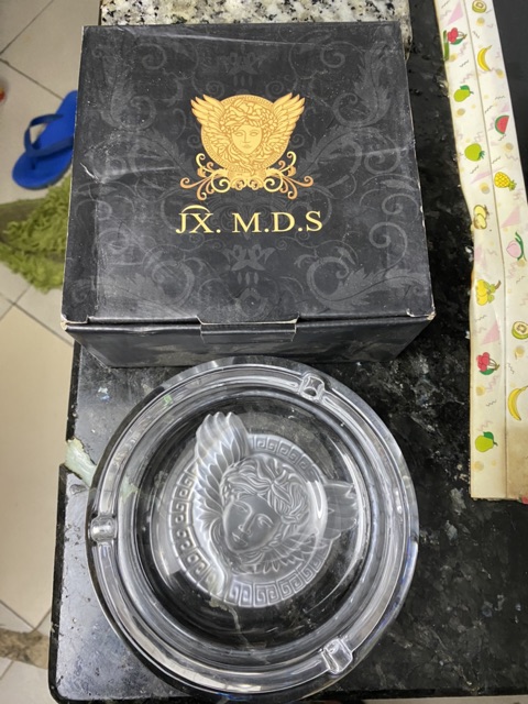 Gạt tàn versace tròn