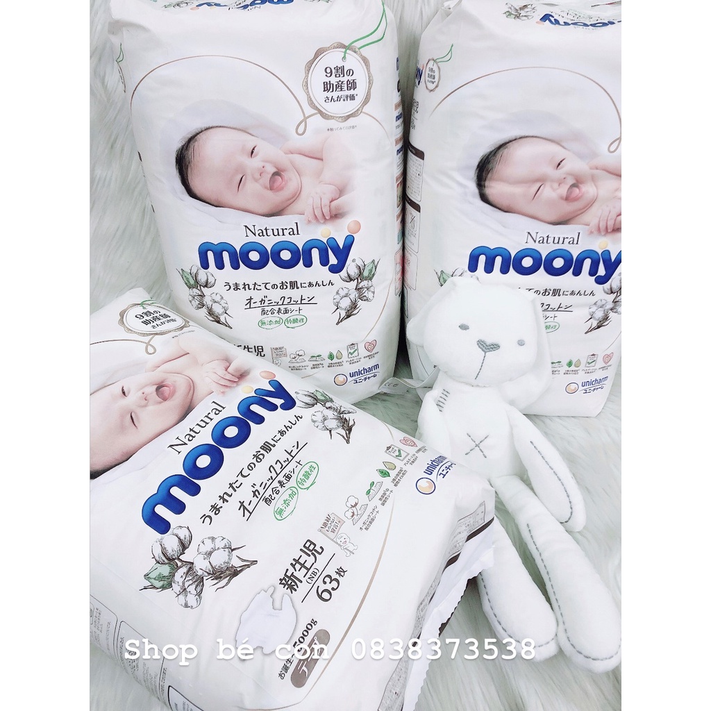 Bỉm - Tã dán Moony Natural size Newborn 62 miếng