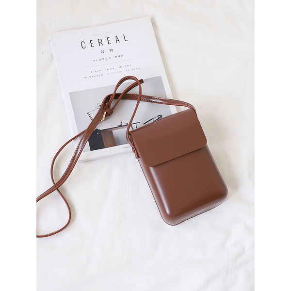 Túi da đeo chéo nam nữ phong cách cổ điển trơn bóng vintage form cứng khóa nam châm BHTT56