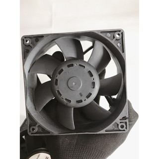 Quạt server 12cm x 12cm x 8cm 12v 1.6a gió cực đã. con này khá lực