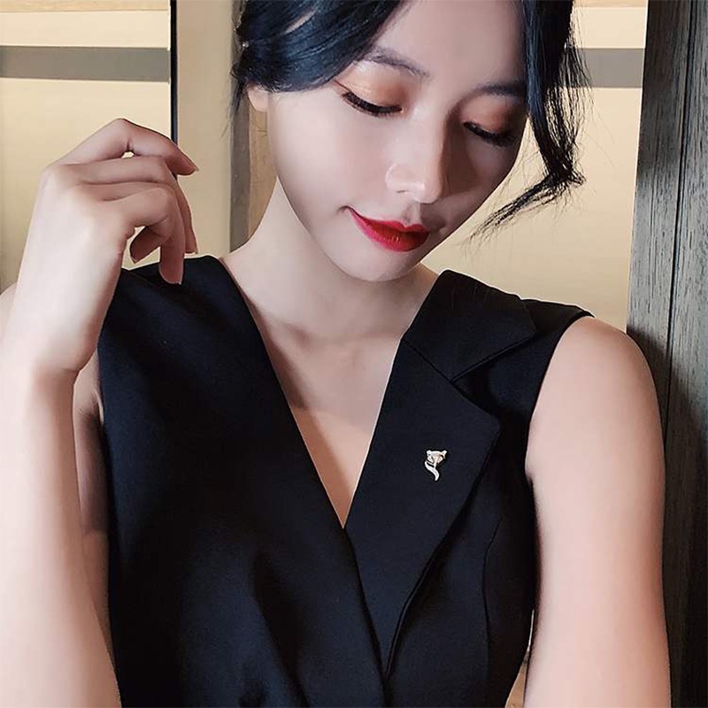 Ghim Cài Áo Hình Cáo Đính Đá Thời Trang