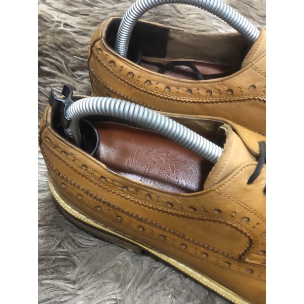 [Giày 2hand] [Size 41] [TonaShoe] Giày Tây Kiểu Dáng Wingtips Full Brouge Màu Vàng Nghệ