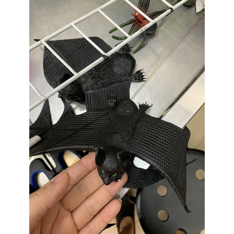 trang trí haloween con dơi đen của quỷ