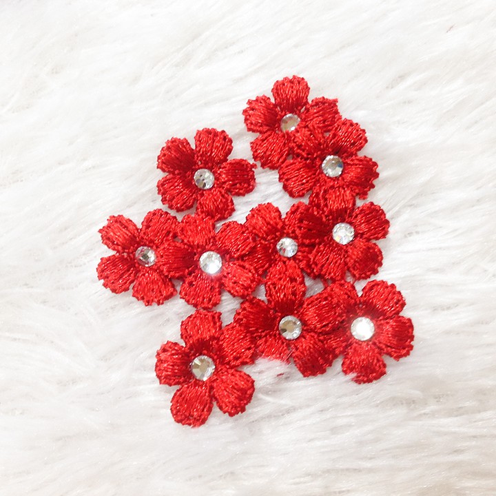 Gói 5 bông thêu 3D hoa mai đính áo kết trang trí trang phục