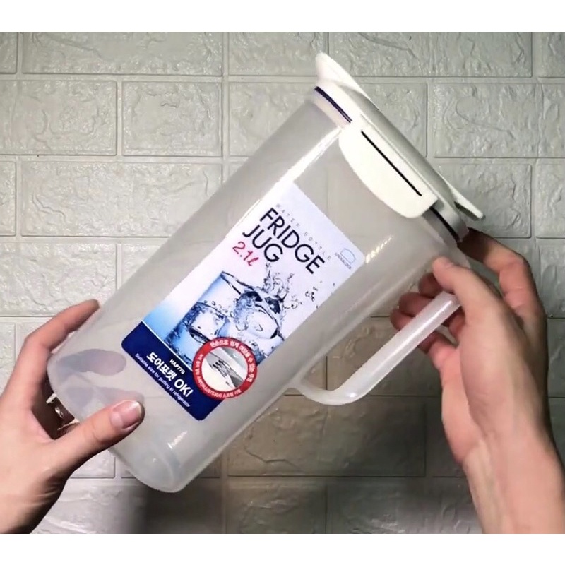 Bình Nhựa Đựng Nước Tủ Lạnh Lock&lock Spring Jug Dung Tích 2.1L HAP770