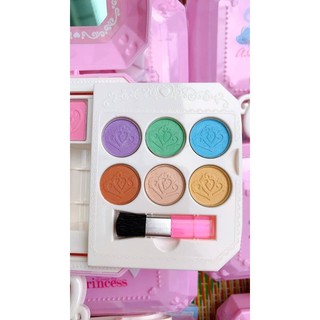 Set trang điểm cho bé