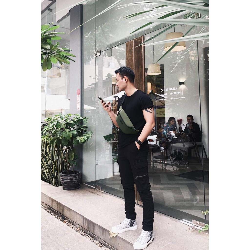 TÚI ĐEO CHÉO UNISEX NEW STREETBAG STYLE | BigBuy360 - bigbuy360.vn