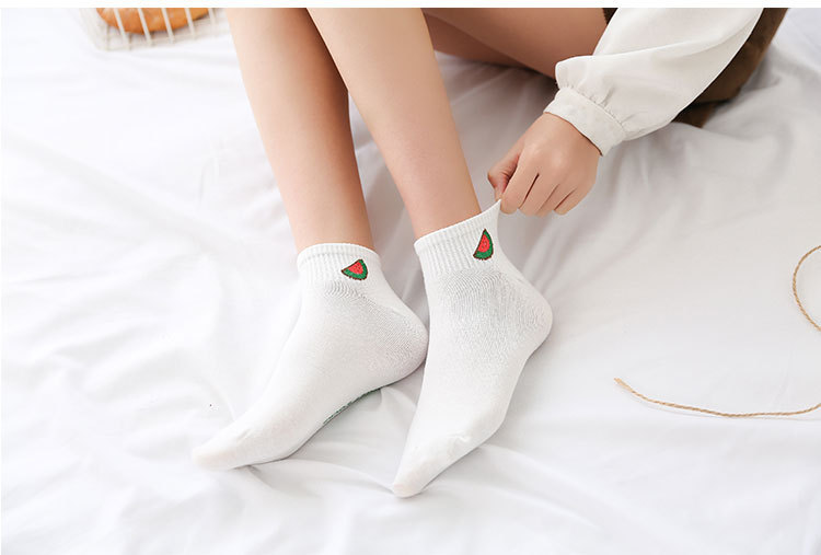 [Mã FASHIONCB194 giảm 10K đơn bất kỳ ] Vớ cotton cho nữ họa tiết trái cây duyên dáng