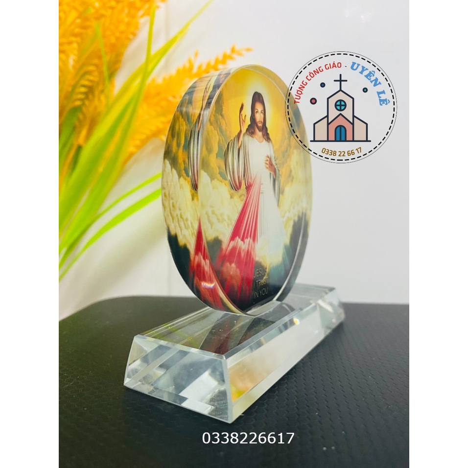 Tượng công giáo hình chúa Thương xót