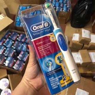 Bàn chải điện Oral B trẻ em , người lớn