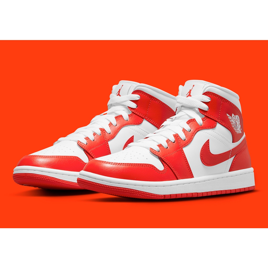 Giày Jordan 1 Mid - BQ6472 116 - Trắng cam