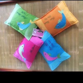 Vỏ gối Cara thêu tên bé