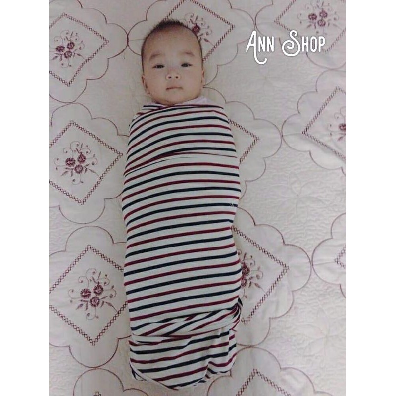 Quấn chũn cho bé sơ sinh
