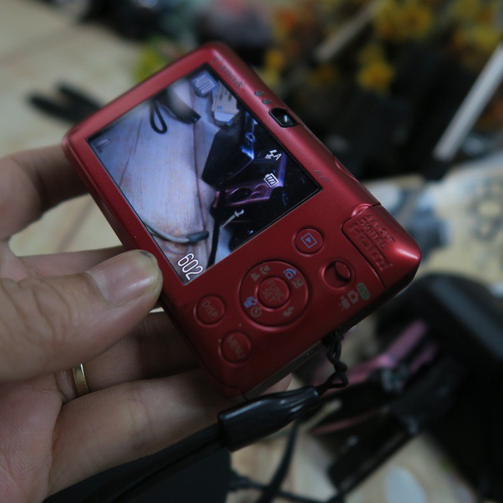 Máy ảnh Canon IXUS 100 IS 12.1Mpx quay chụp tốt | BigBuy360 - bigbuy360.vn