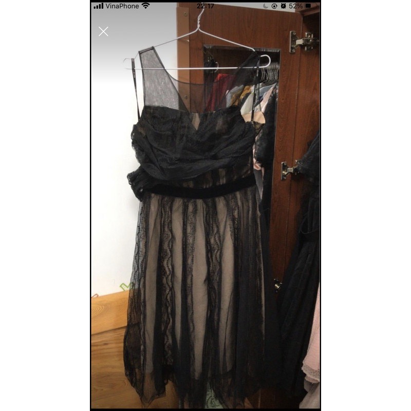 Đầm Elise ren đen XL