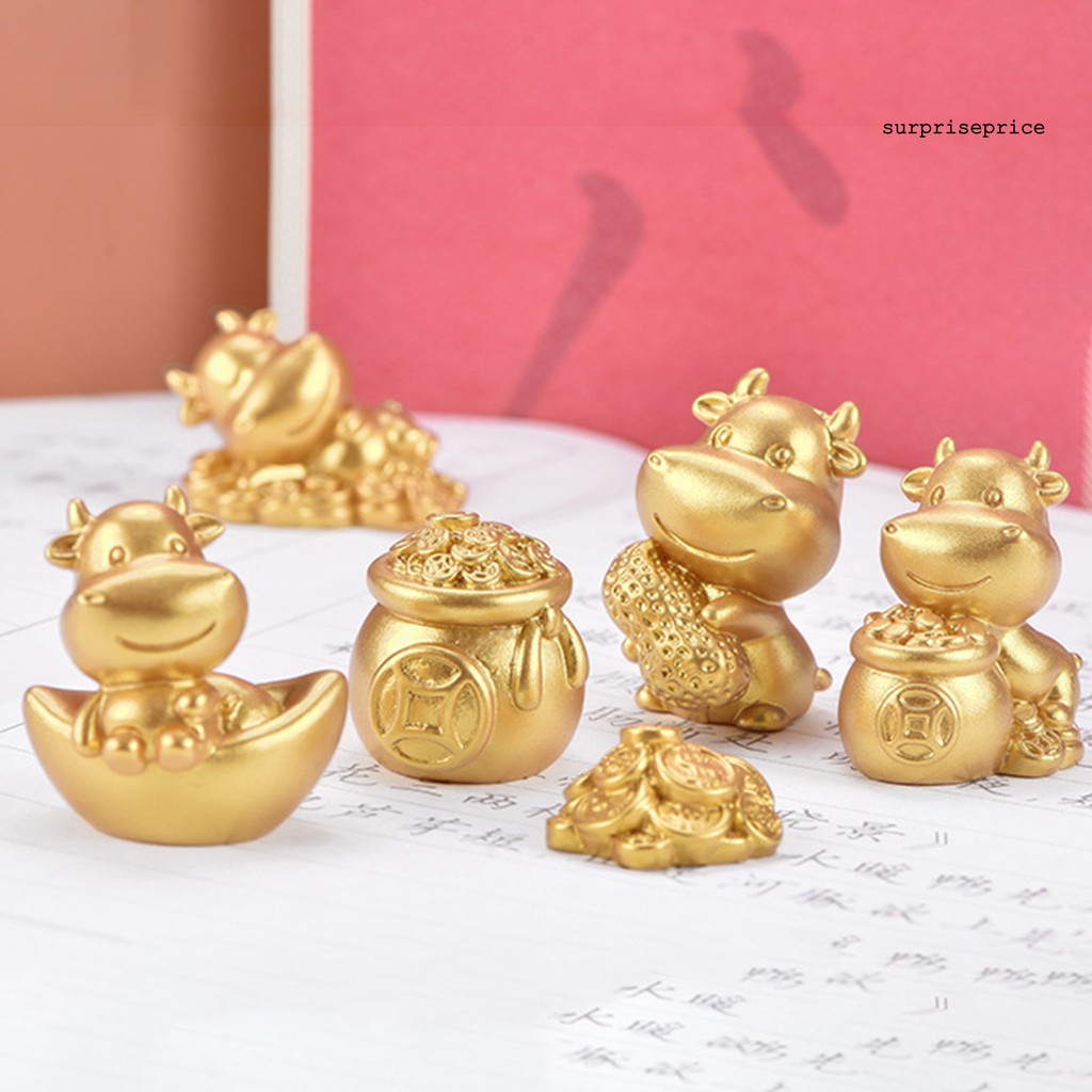 Mô hình tượng trâu nhỏ xinh trang trí năm mới tiện dụng