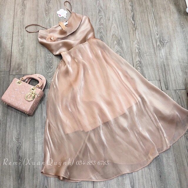 Váy lụa 2 dây cổ đổ sang chảnh hàng loại 1 cao cấp (kèm ảnh thật cuối) | BigBuy360 - bigbuy360.vn