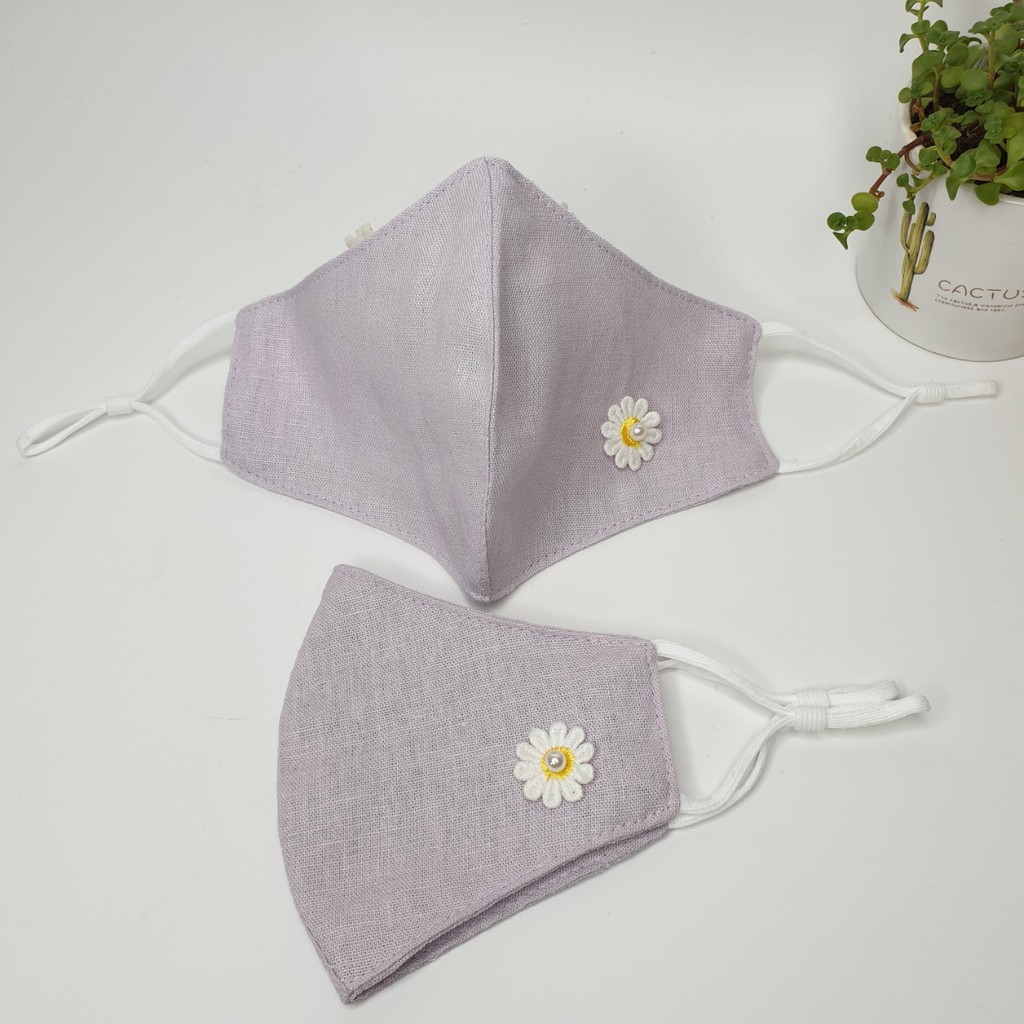02 cái Khẩu trang vải linen đính hoa DH2C cho mẹ và bé