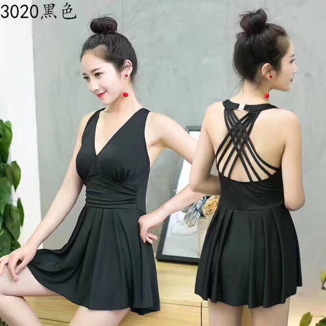 Bộ đồ bơi đi biển dạng váy liền thân của nữ | BigBuy360 - bigbuy360.vn