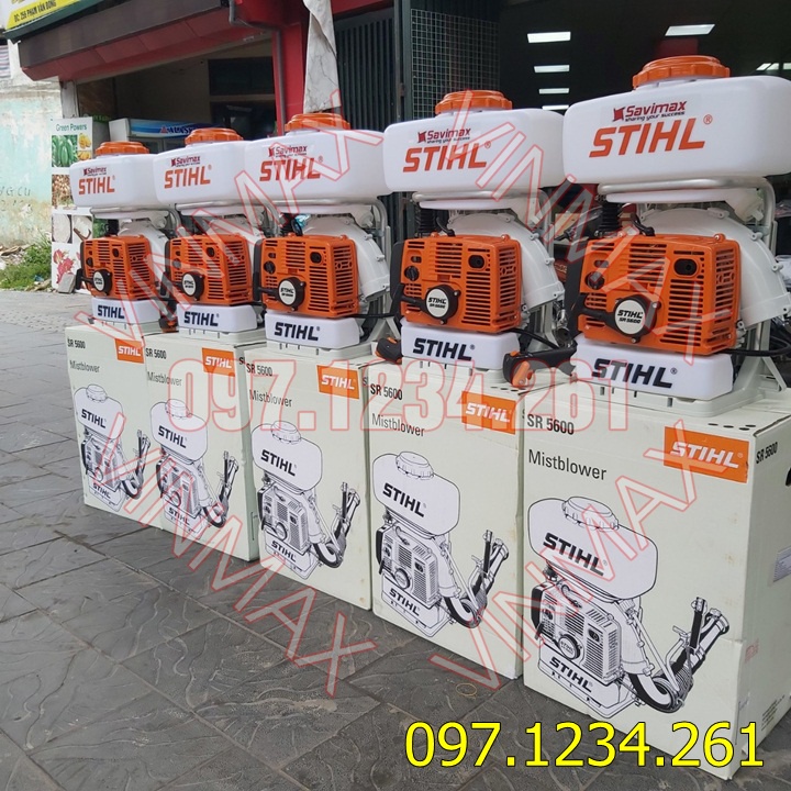 Máy phun hóa chất diệt khuẩn sân bóng nhanh gọn lẹ đánh bay vi trùng