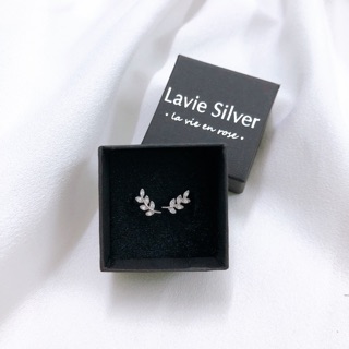 Bông tai lá 🍃 nạm đá xinh xắn