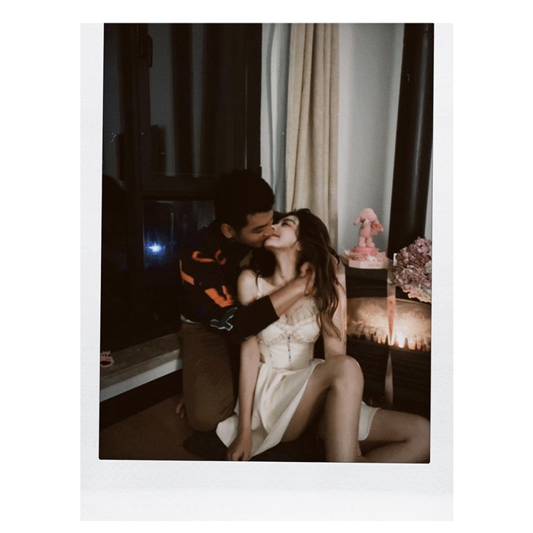 Đầm Công Chúa Hai Dây Ngắn Mỏng Nhẹ Thiết Kế Mới 2021 Cho Nữ