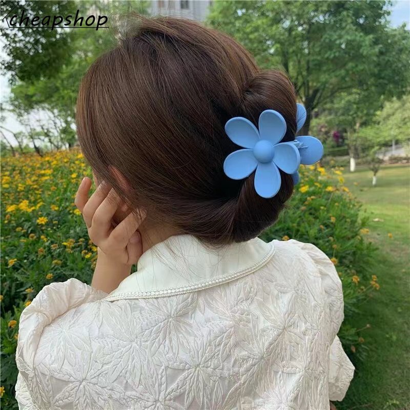 Kẹp tóc iF YOU acrylic mặt hoa nhiều màu sắc phong cách Hàn Quốc cổ điển cho nữ