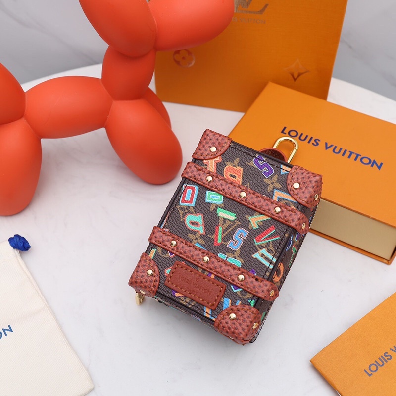 Phụ kiện túi/ móc khoá treo túi mini da thật cao cấp thương hiệu Louis Vuitton LV