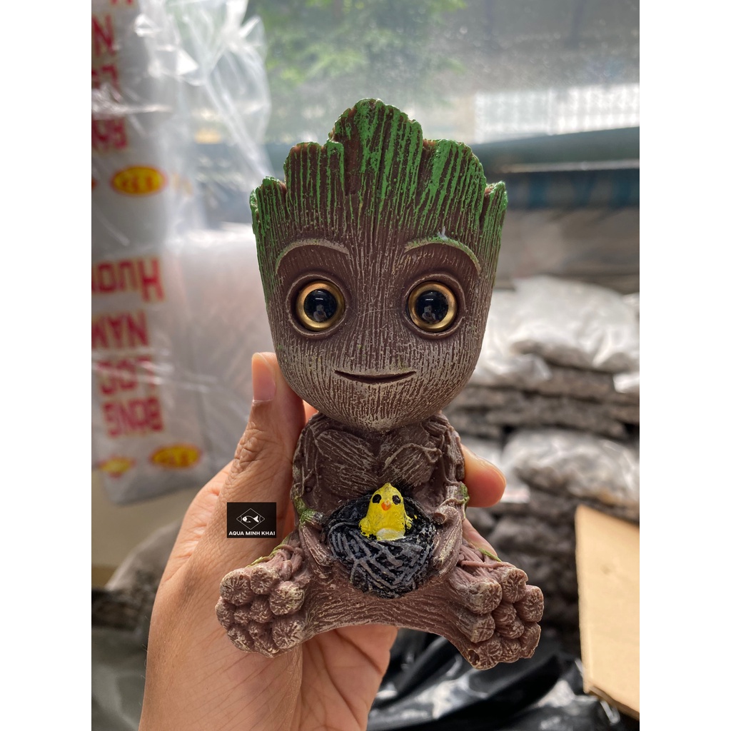 Tượng người cây GROOT AVENGER cầm hoa, ôm tổ chim - cắm sủi oxy cho bể cá, trồng cây