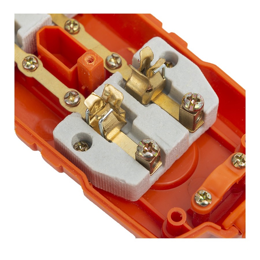 Ổ cắm điện 3 chấu lõi sứ chống cháy siêu chịu tải 6000W