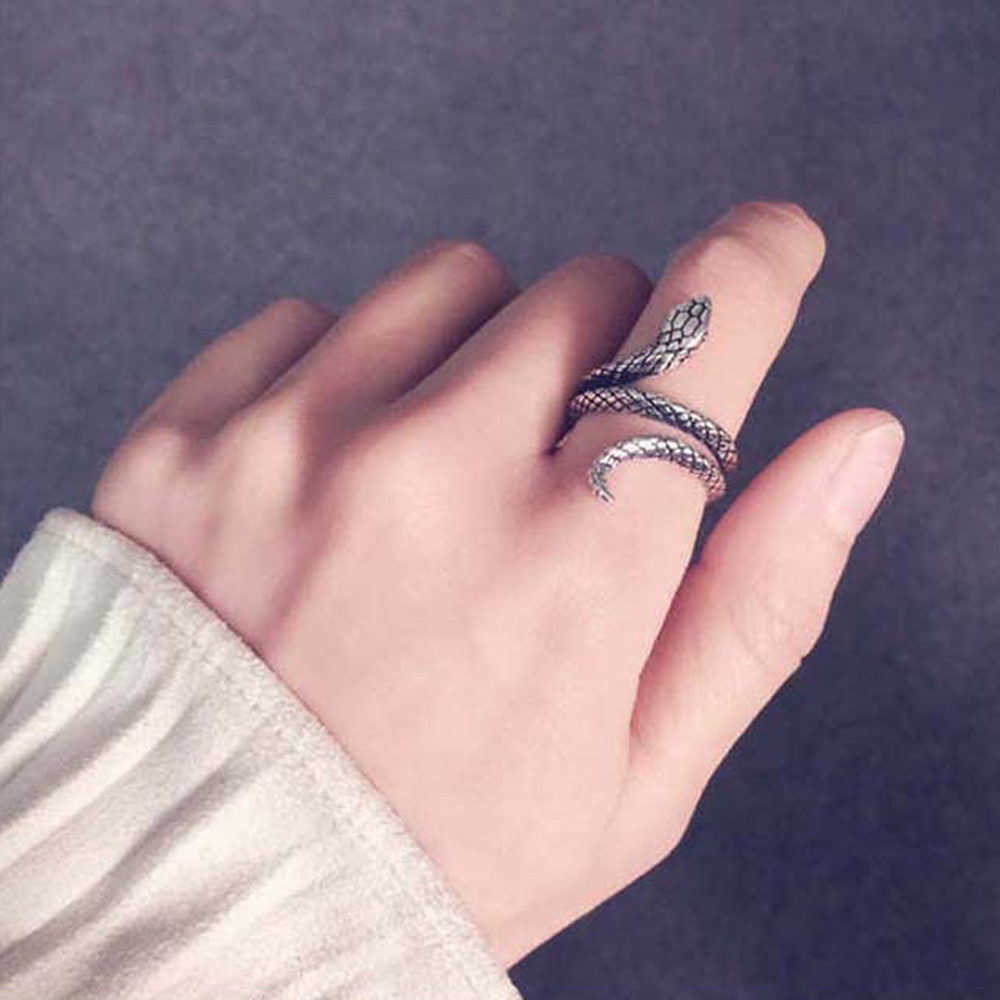 Nhẫn đeo tay thiết kế hình con rắn phong cách thời trang unisex