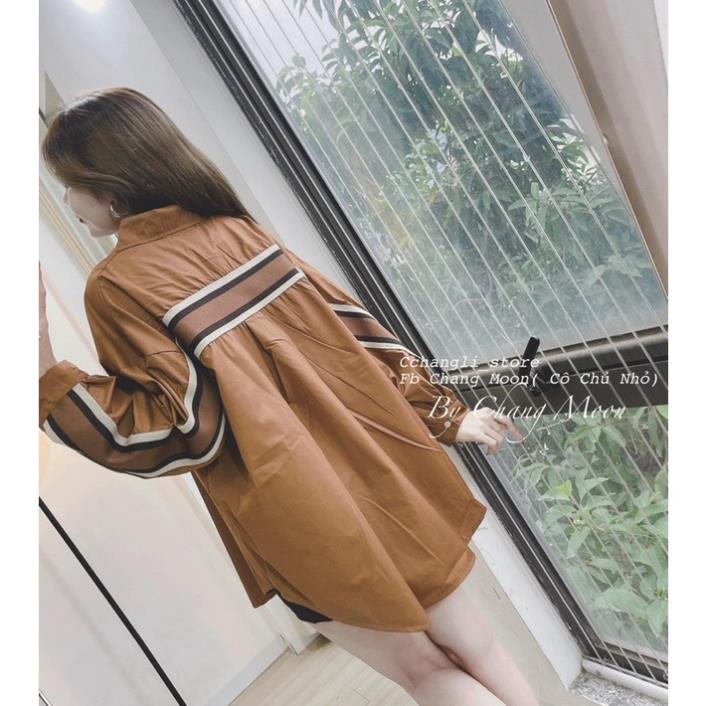 Áo Sơ Mi Nâu Form Thụng Kiểu Dáng Unisex Phối Viền Chữ Siêu Hot 2022