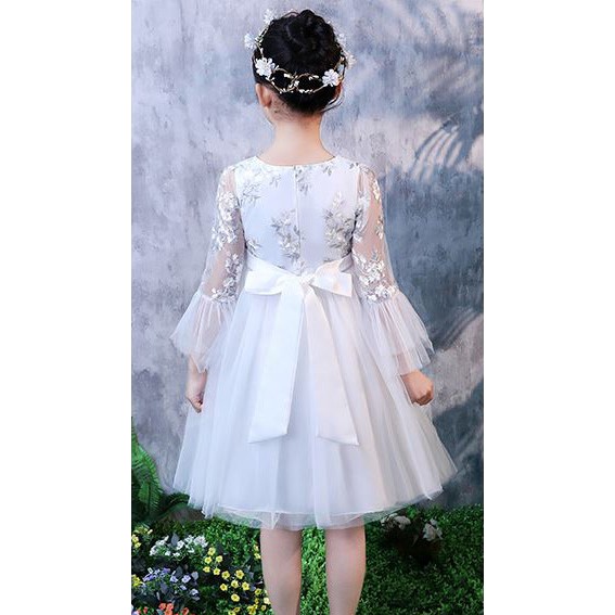 Đầm voan da hội trắng thêu hoa tay lỡ cho bé gái làm cô dâu