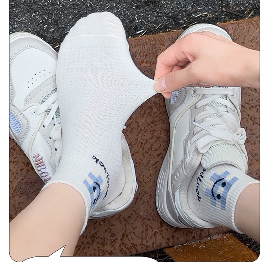 Vớ tất cổ ngắn kem hello mặt trời smile